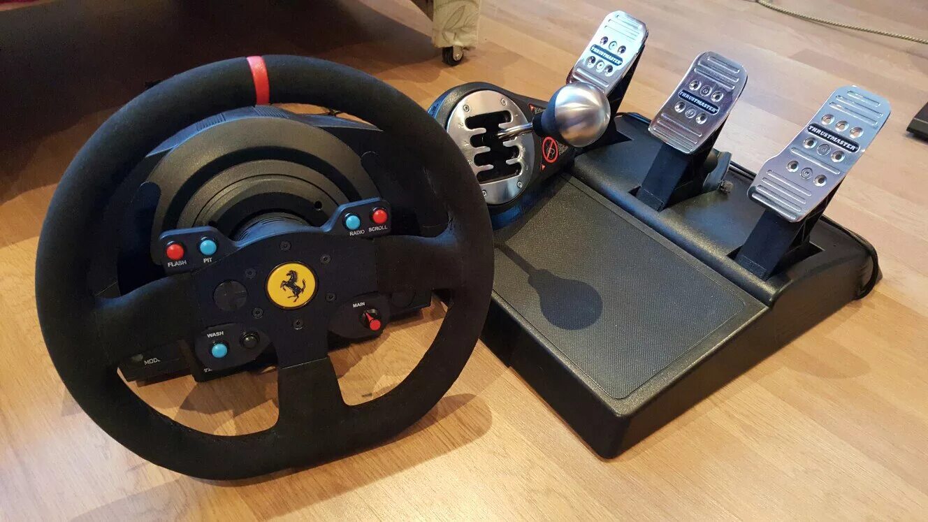 T300 ferrari. Руль Thrustmaster t300. Thrustmaster t300 Alcantara Edition. Thrustmaster t300 Ferrari. Thrustmaster t300 RS Alcantara Edition.