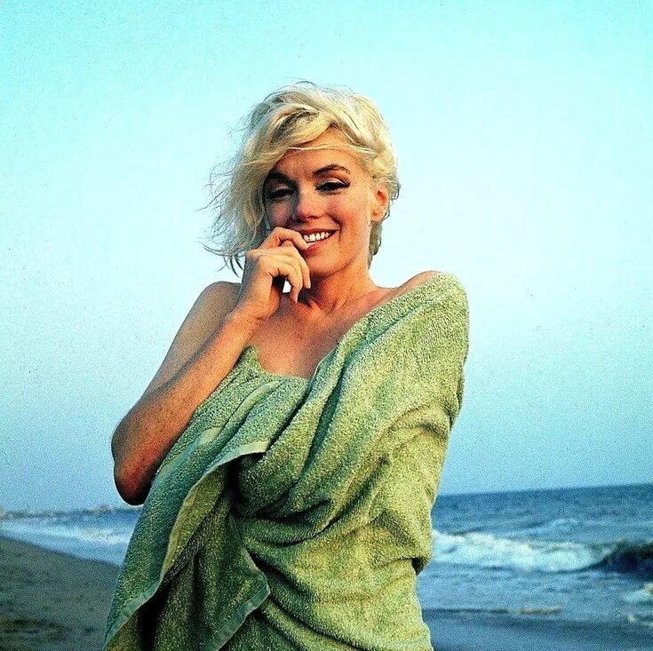 Мэрилин монро 1957 сэм шоу. Summer monroe. Summer monroe. Summer monroe. Фразы мэрилин монро.