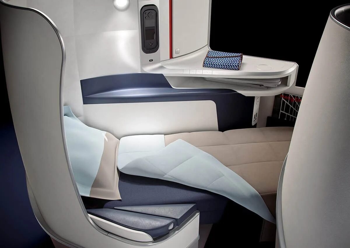 Бизнесй класс АИР Франс. Air France бизнес класс. Air France 1st class. Эйр Франс бизнес класс фото. Air business