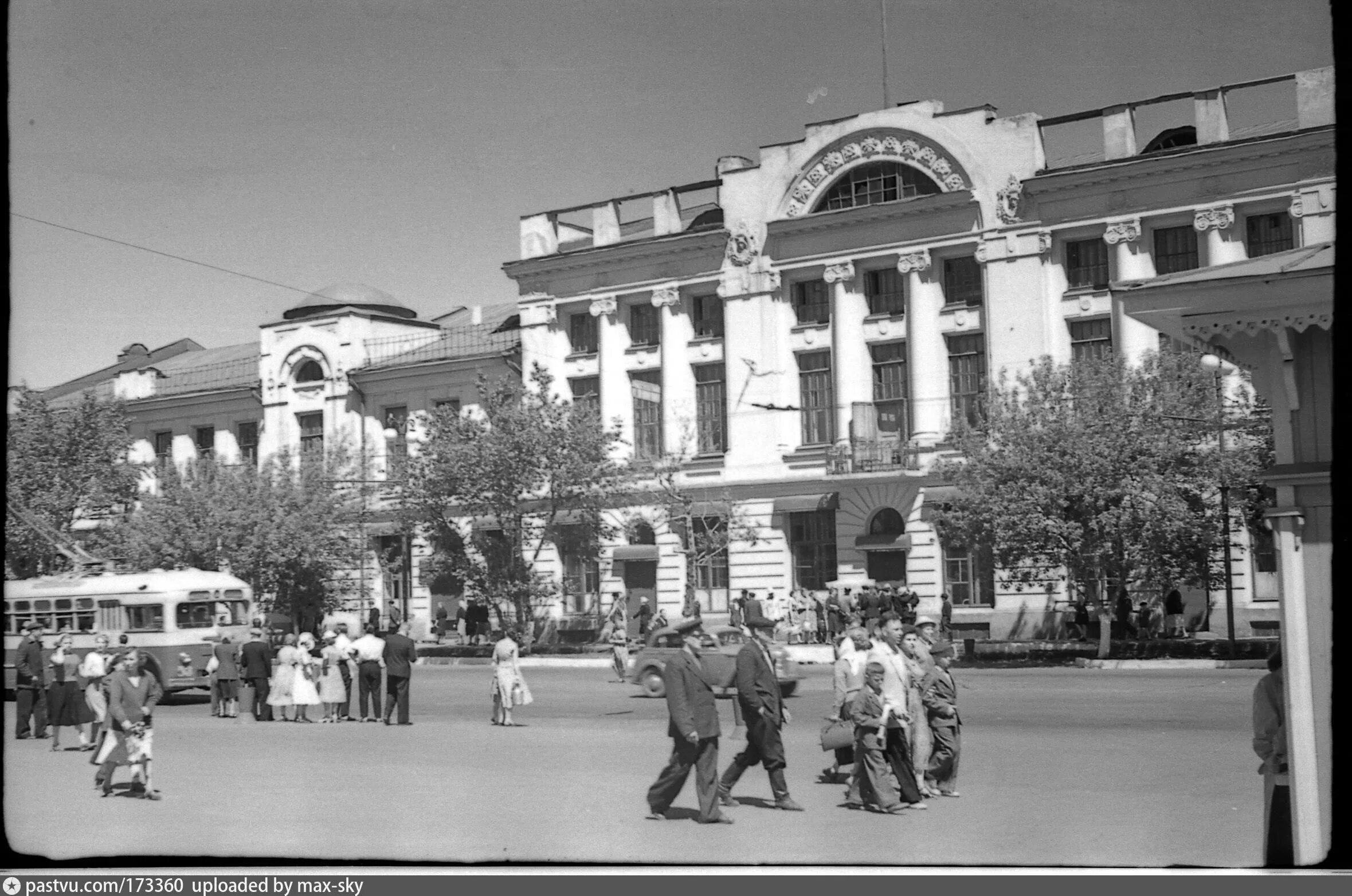 Сайт старый омск. Омск 1959 год. МТБ 82д Омск. Улица Ленина Омск 1970. Pastvu Омск.