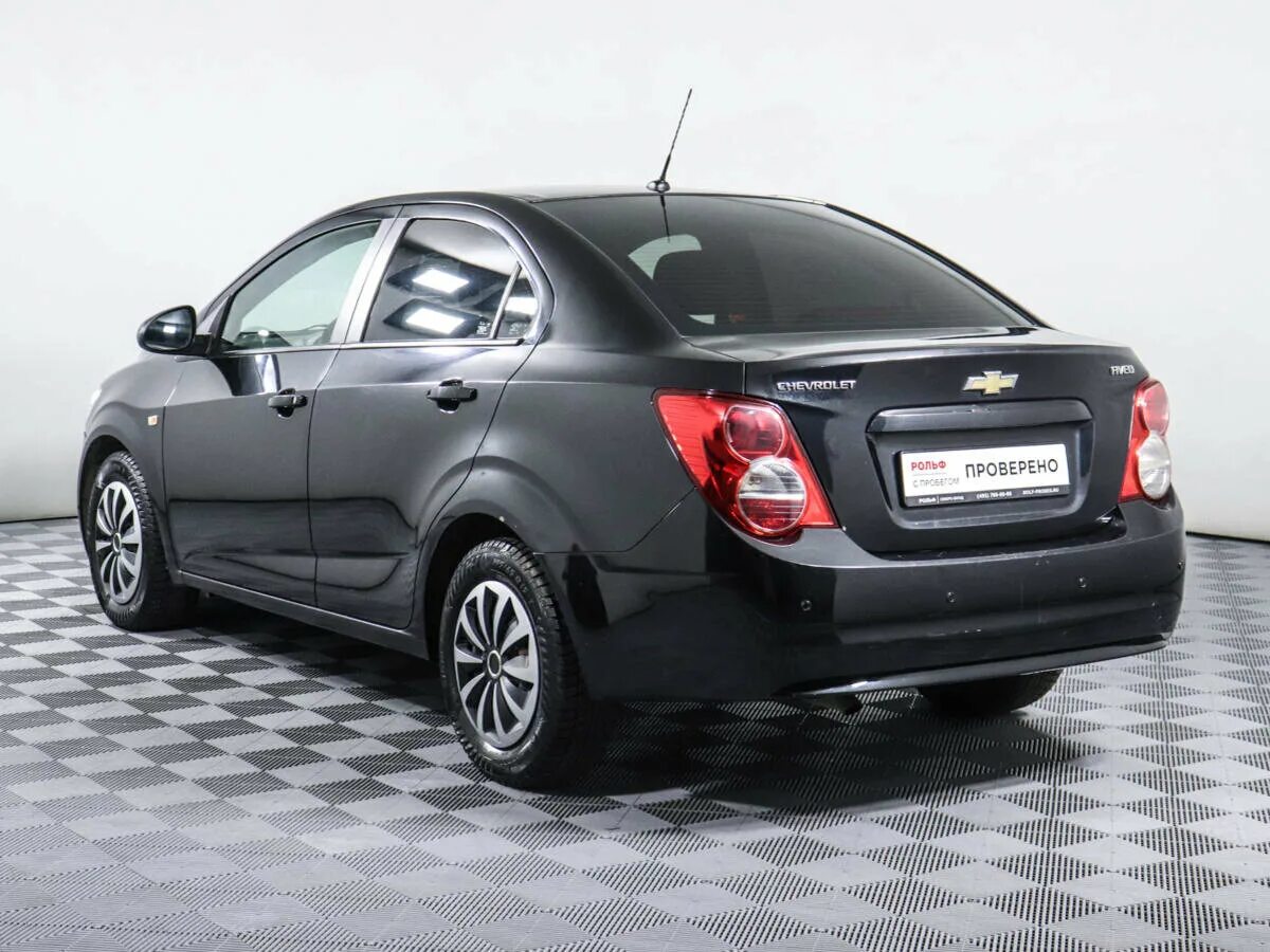 Купил авео 2012. Chevrolet Aveo 2012. Chevrolet Aveo 2012 черный. Шевроле Aveo 2012. Chevrolet Aveo 2012 хэтчбек черный.