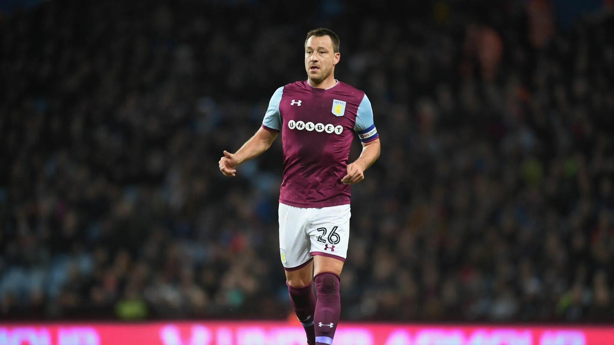 Открывается после замены игрока aston villa. Джон хьюз астон вилла. aston regan.