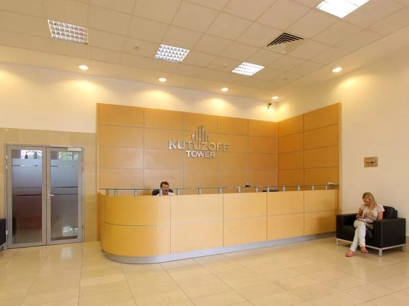 Бизнес центр кутузов тауэр. Улица ивана франко бц кутузов тауэр. Кутузов тауэр ивана франко 8. Кутузов плаза бц. Бц kutuzoff tower.