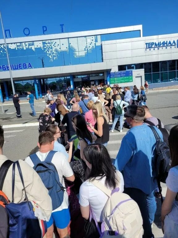 95 лет омскому аэропорту. Старый омский аэропорт. Новый аэропорт курган. Омск-центральный. Новости аэропорт омск.