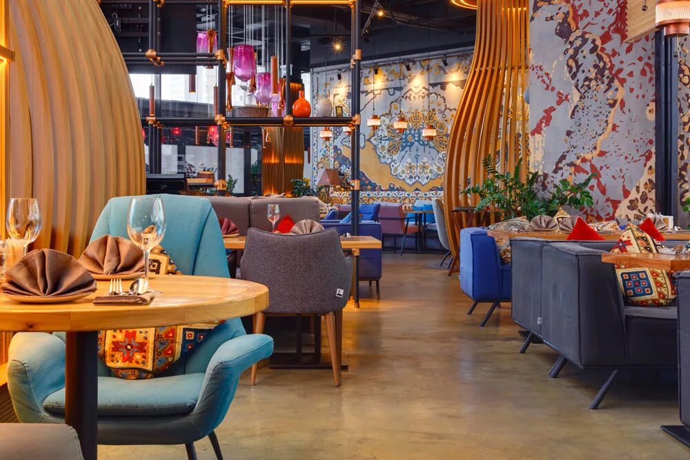 Чайхона изи казань. Ресторан seasons юго западная. Авеню на юго западной рестораны. Авеню на юго западной рестораны. Чайхона тц солярис.