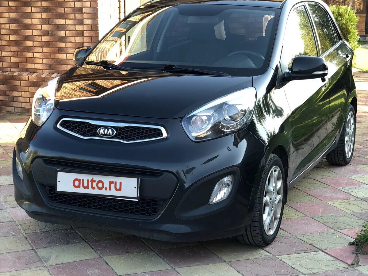 Купить киа хэтчбек с пробегом. Kia Picanto 2014 года. Киа Пиканто черная 2014. Kia Picanto черная. Киа Пиканто 2 черный.