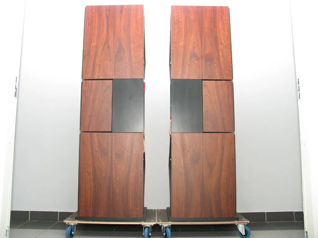 B w matrix 800. B w matrix 800. B&w matrix распорки динамиков. Bowers wilkins 800 matrix. Matrix 800/650 ii.