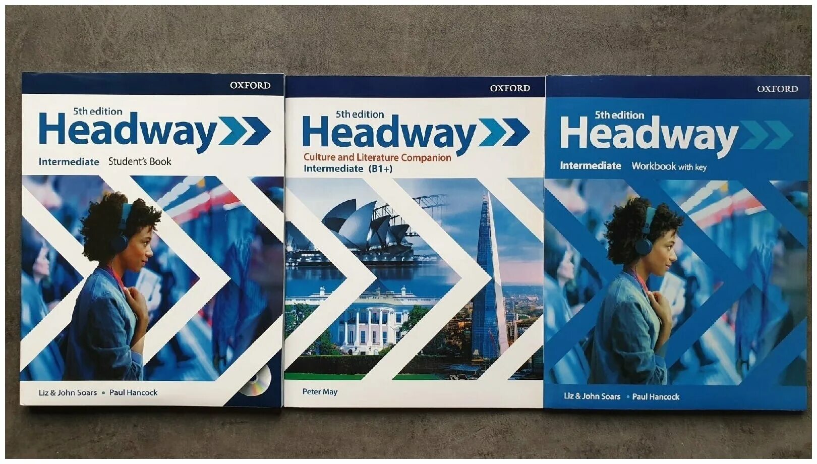 New headway intermediate 5th. Oxford 5th Edition Headway. Headway 5 Workbook. Headway Intermediate 5th Edition. Headway книга.