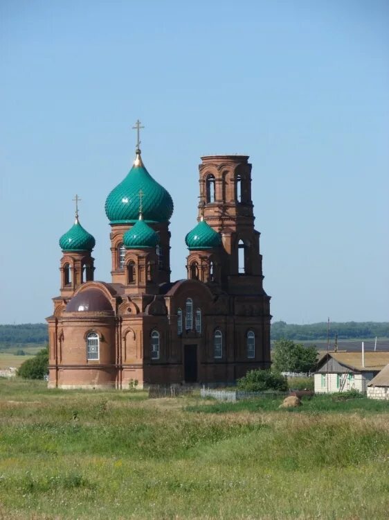 Таловка калининский район саратовская область. Храм Михаила Архангела Екатериновский район. Церковь Михаила Архангела в Саратовской области. Саратовская область, переезд. Церковь Михаила Архангел. Церковь Михаила Архангела Самойловка Саратовская.