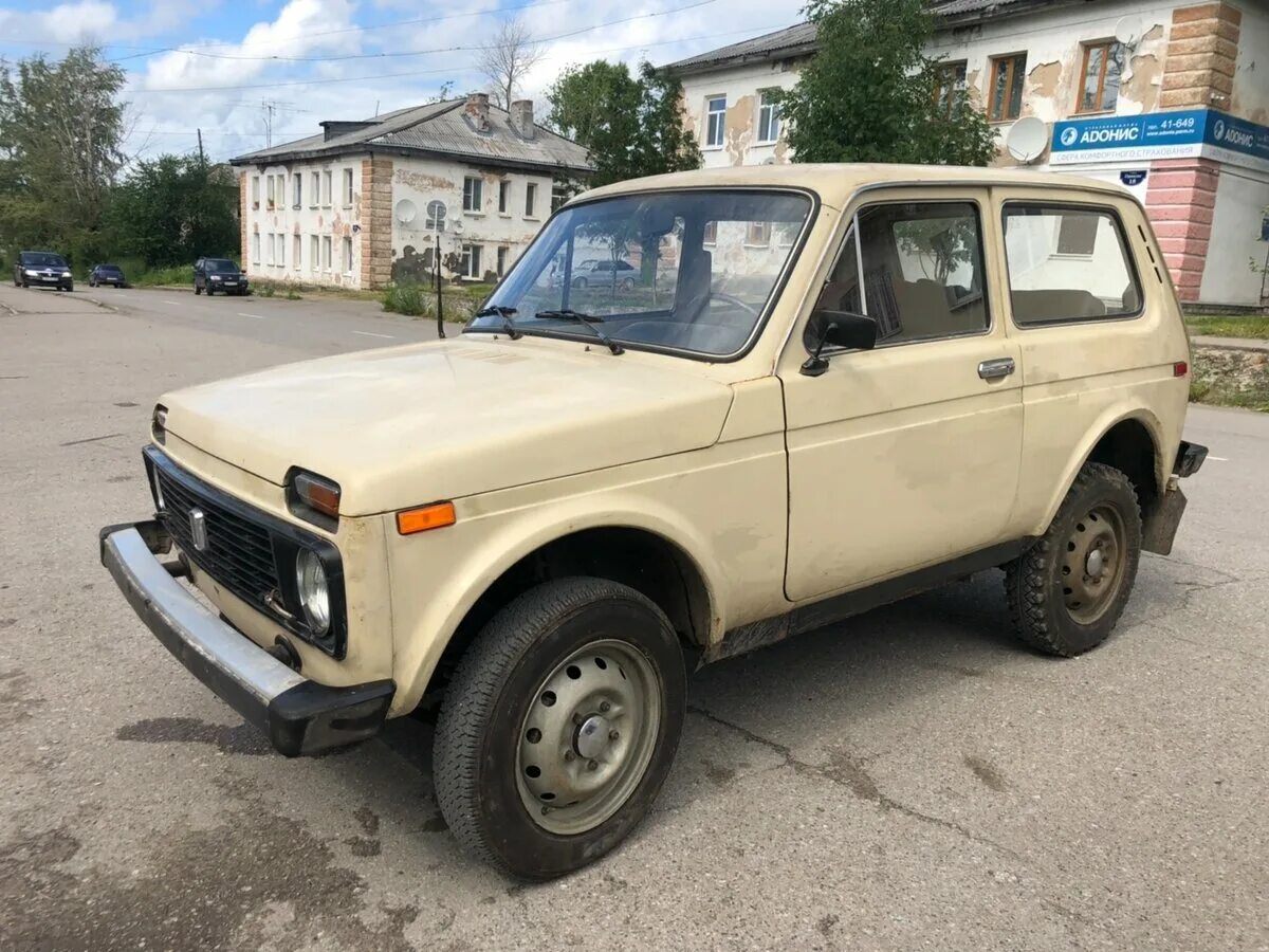 Ваз 2121 нива урбан. Нива 2131 с пробегом. Lada ваз 2121 4x4 i рестайлинг 2003. Ваз 21 21 нива. Лада нива 2121 2004.