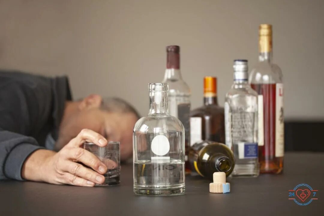 Алкоголизм. Люди с алкогольной зависимостью. Злоупотребление алкоголем. Лечение алкоголизма в курске
