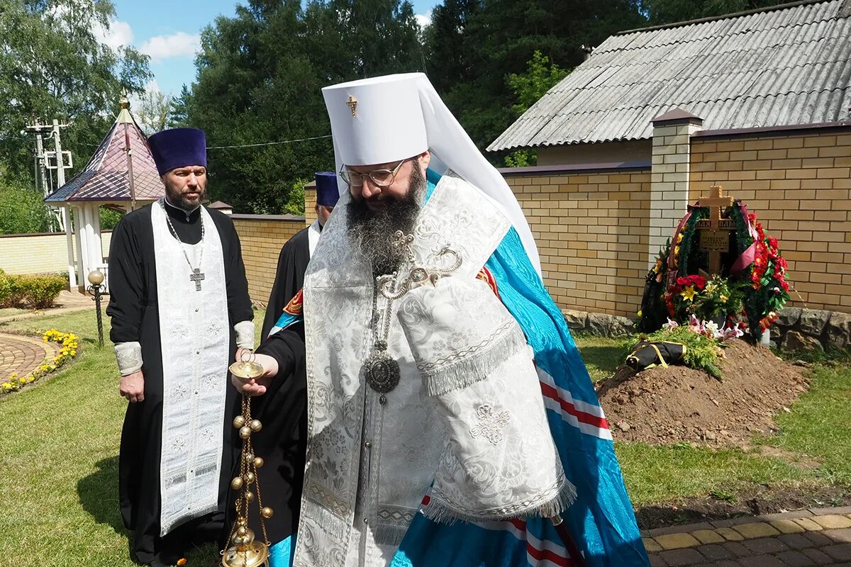 панихида по рабу божьему боярину георгию