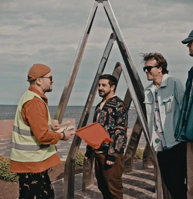 Млечный путь. Тайное движение в небе без конца. Ббпе сюткин мем. Сюткин мем. Тайное движение в небе без конца.