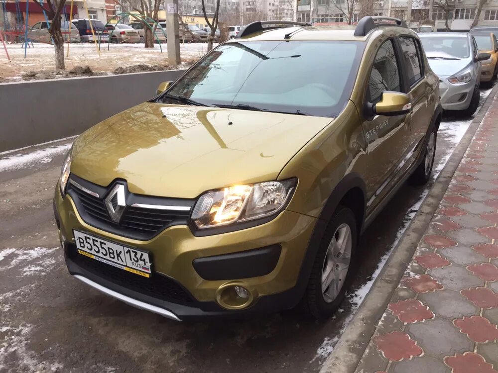 Рено Сандеро степвей 2. Рено Сандеро 2021. Кенгурятник Renault Sandero Stepway 2. Сандеро степвей 2 золото. Купить рено с пробегом киров