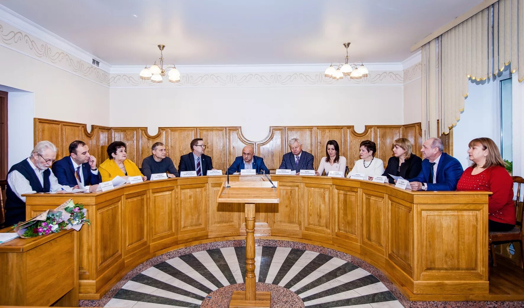 Адвокат иванникова уфа. Коллегия адвокатов воронеж. Коллегия адвокатов воронежской области. Адвокатские конторы в воронеже. Олег баулин воронеж адвокат.