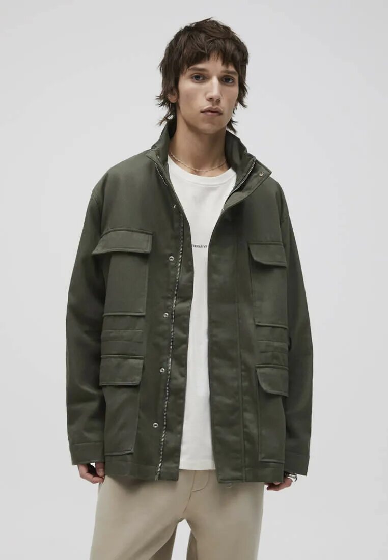 Pull bear куртка мужская. Худи пул бир мужская. Pull & bear мужская кофта. Ветровка pull and bear мужская. Pull and bear мужская.