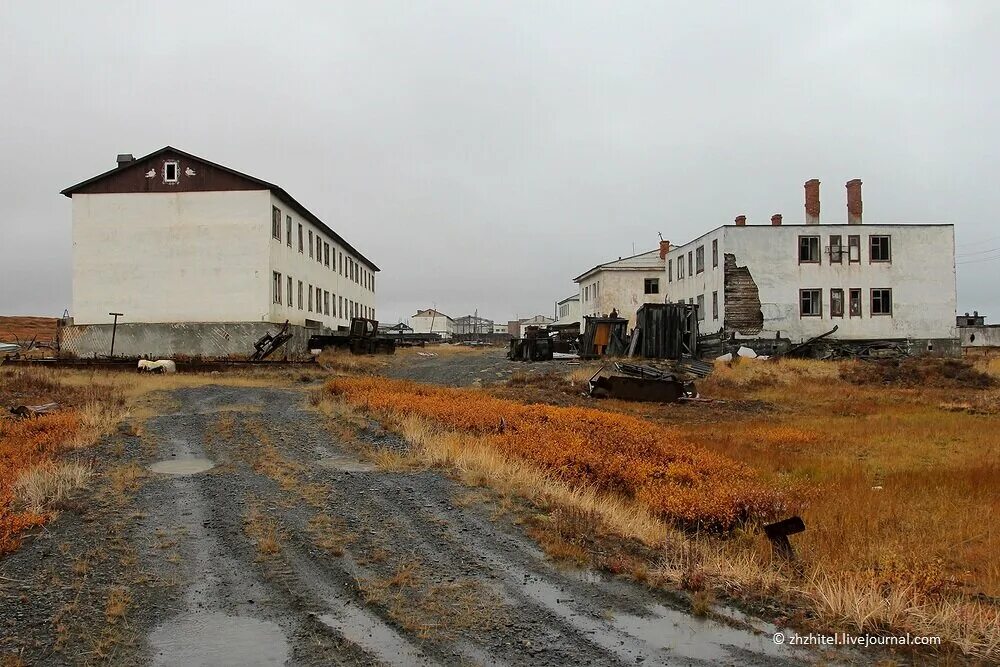 Поселок западный. Поселок Отрожный Чукотка. Поселок Западный Чукотка. Посёлок Западный Певек. Поселок Отрожный Анадырский район.