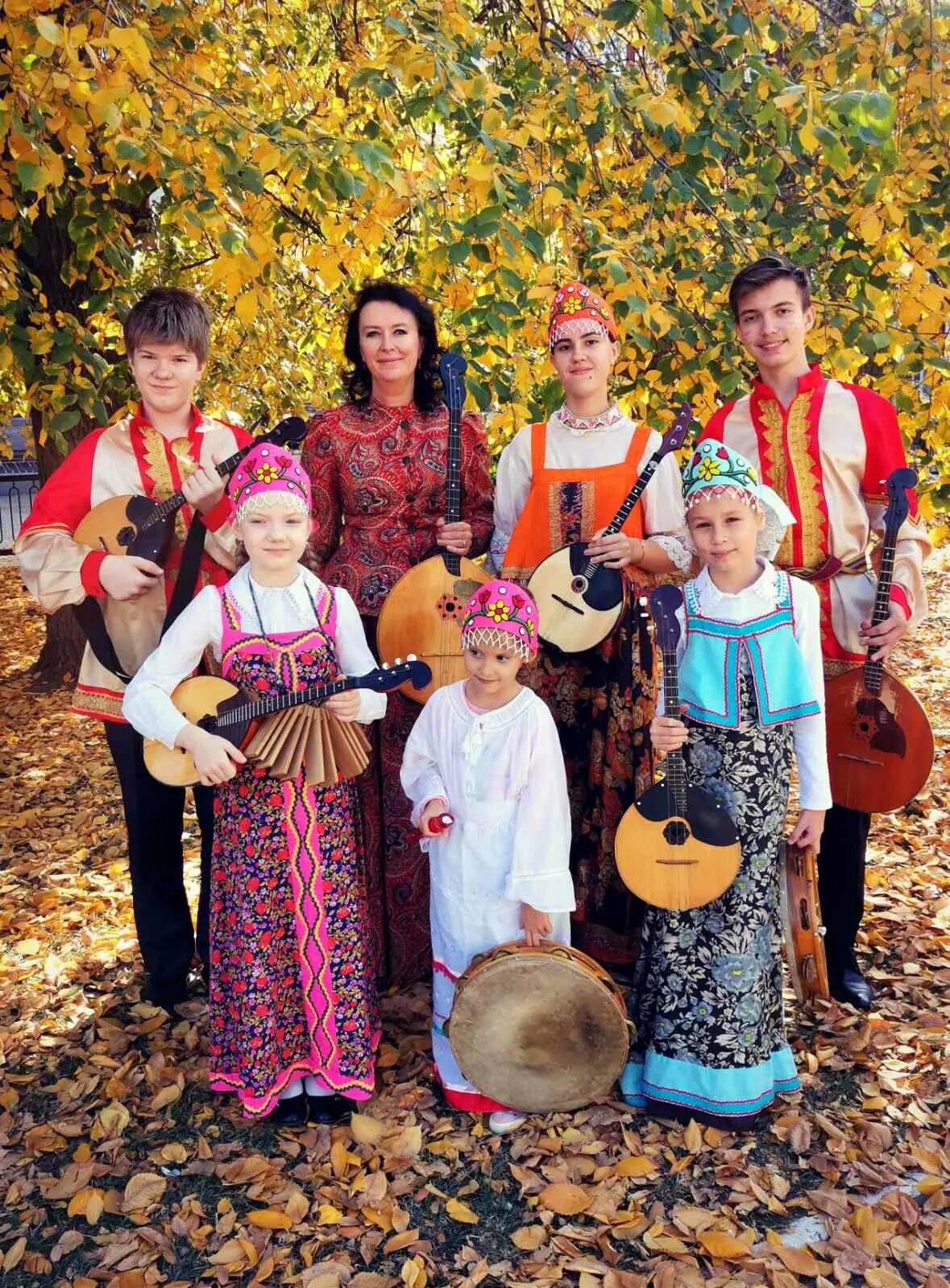 детские фольклорные коллективы. русско народный ансамбль. детский ансамбль русских народных инструментов. оркестр русских народных инструментов туликова. ансамбль калинка.