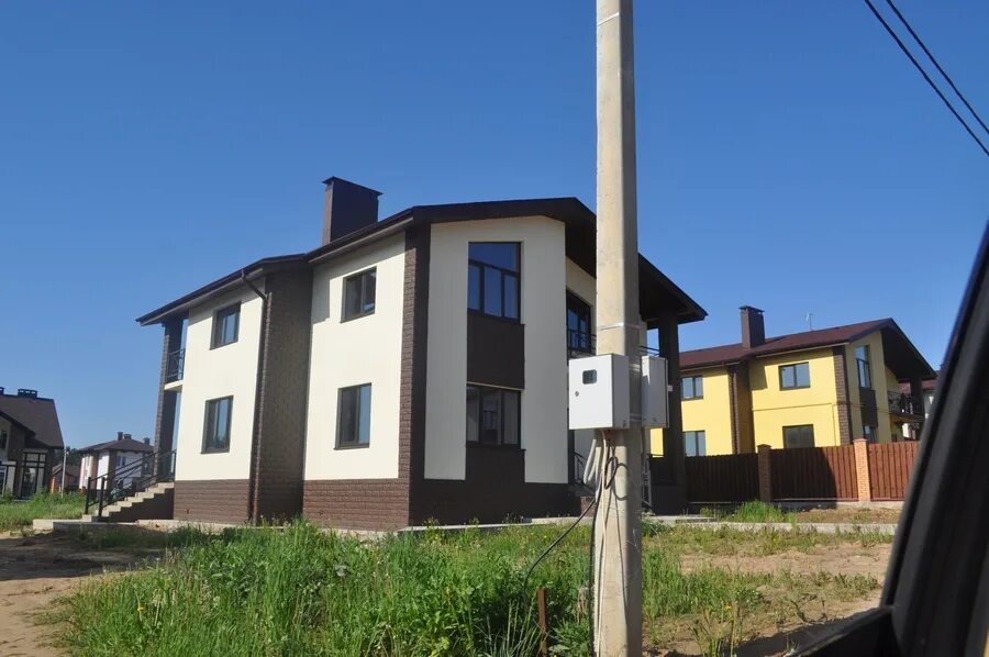 Истра вилладж пятница коттеджный поселок. Истра парк, коттеджный посёлок истра парк, 62. Коттеджном поселке веледниково ривер клаб. Кп истринский. Ривер клаб коттеджный поселок.