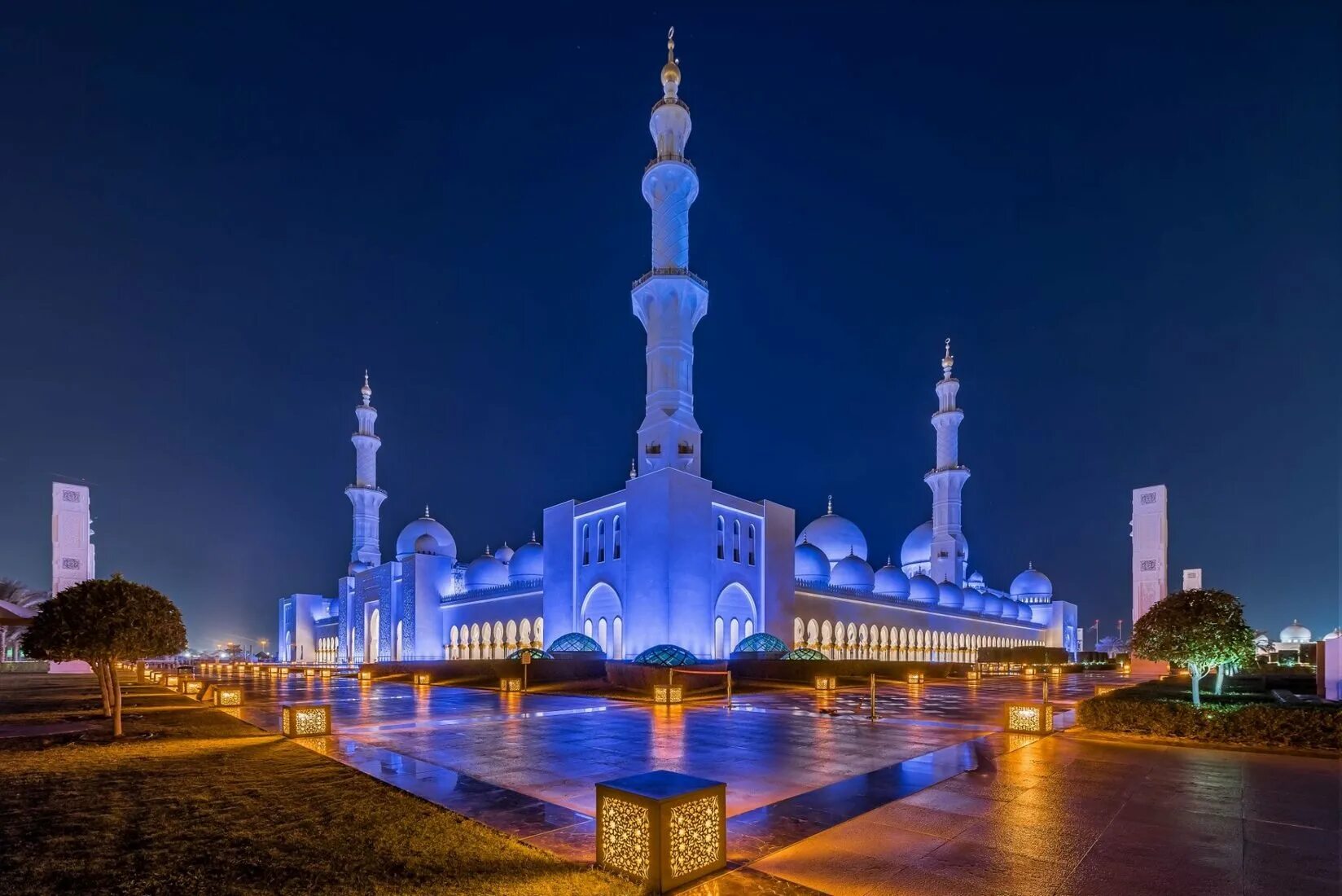 Америка масджид. Гаухаршад мечеть. Абу даби восток. Белая мечеть шейха зайда в абу-даби. Мечеть шейха зайда абу-даби.