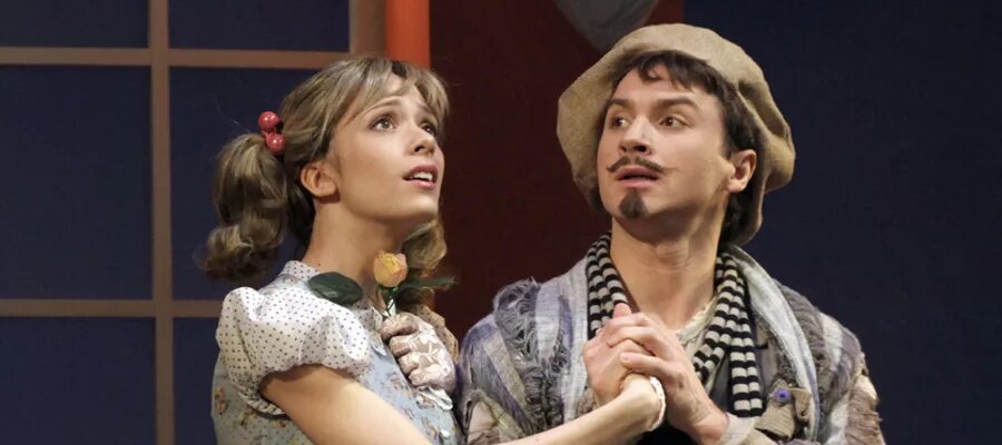 таланты и поклонники лазарев театр. таланты и покойники театр пушкина. театр им пушкина сергей лазарев спектакли. таланты и покойники спектакль с лазаревым. сергей лазарев таланты и покойники.