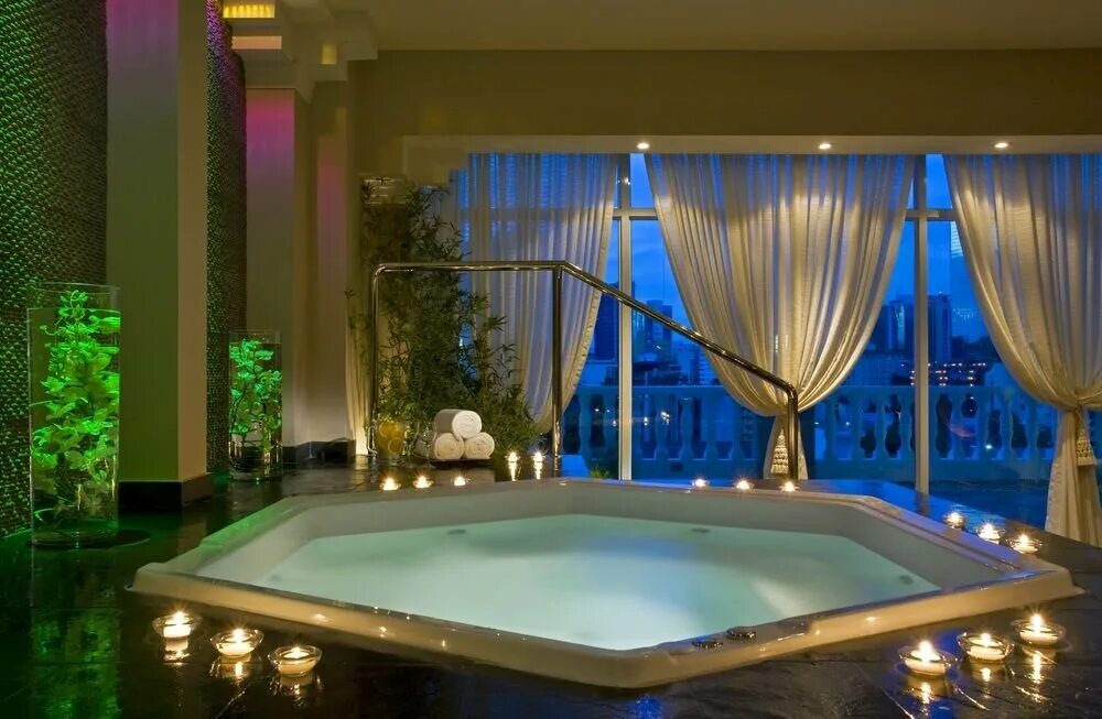 Распутин хамам. Victoria spa джакузи. Спа салон аполлон. Джакузи в бане. Джакузи с бассейном москва.