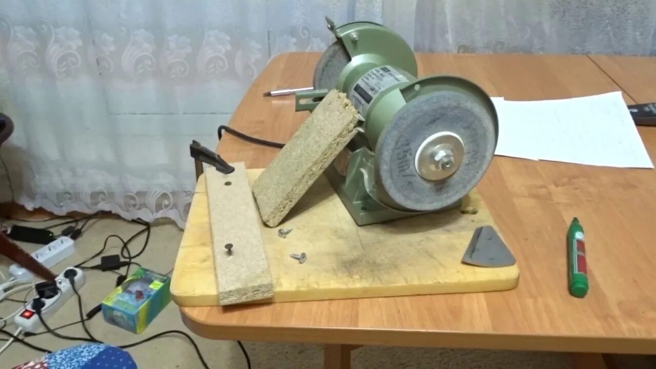 Как наточить ледобур. Заточка ножей ледобура мора 130. точилка для ножей ледобура мора. заточка для ножей ледобура mora. точилка для сферических ножей ледобура mora.