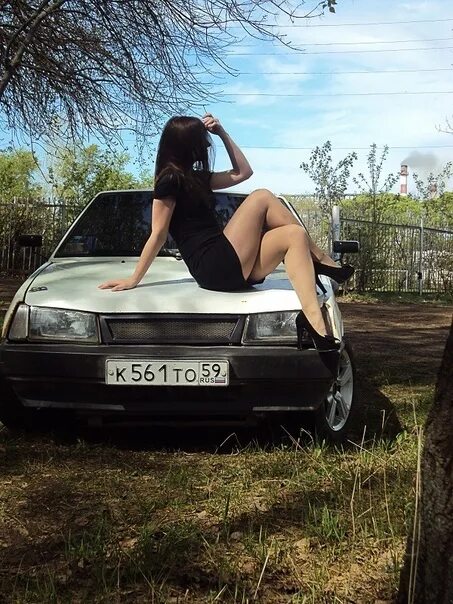 Красивая телка и балтика девятка