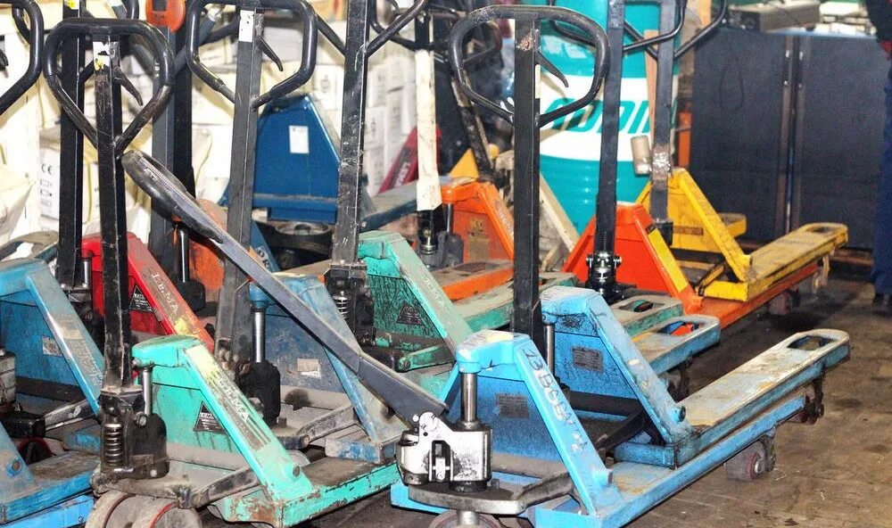 Конструкция тележек модели 18-9855. Вагонное депо балахонцы. Техническое обслуживание тележек грузовых вагонов. Рессорное подвешивание тележки барбер. Тележка грузового вагона 18-2129.