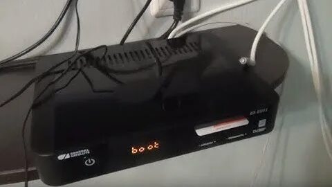 Приставка пишет boot