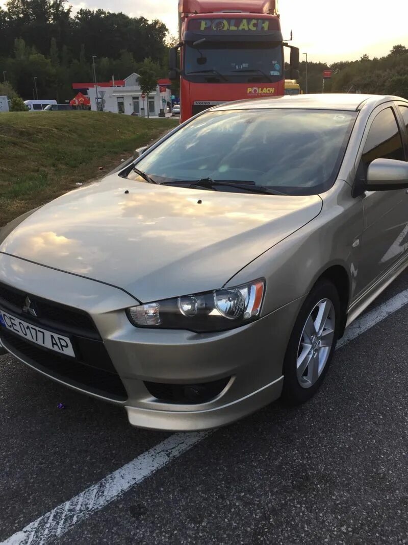Мицубиси 2009 года. Mitsubishi lancer 2009. мицубиси ланцер 2009. митсубиши лансер 2009 года. митсубиси лансер 10 2009.