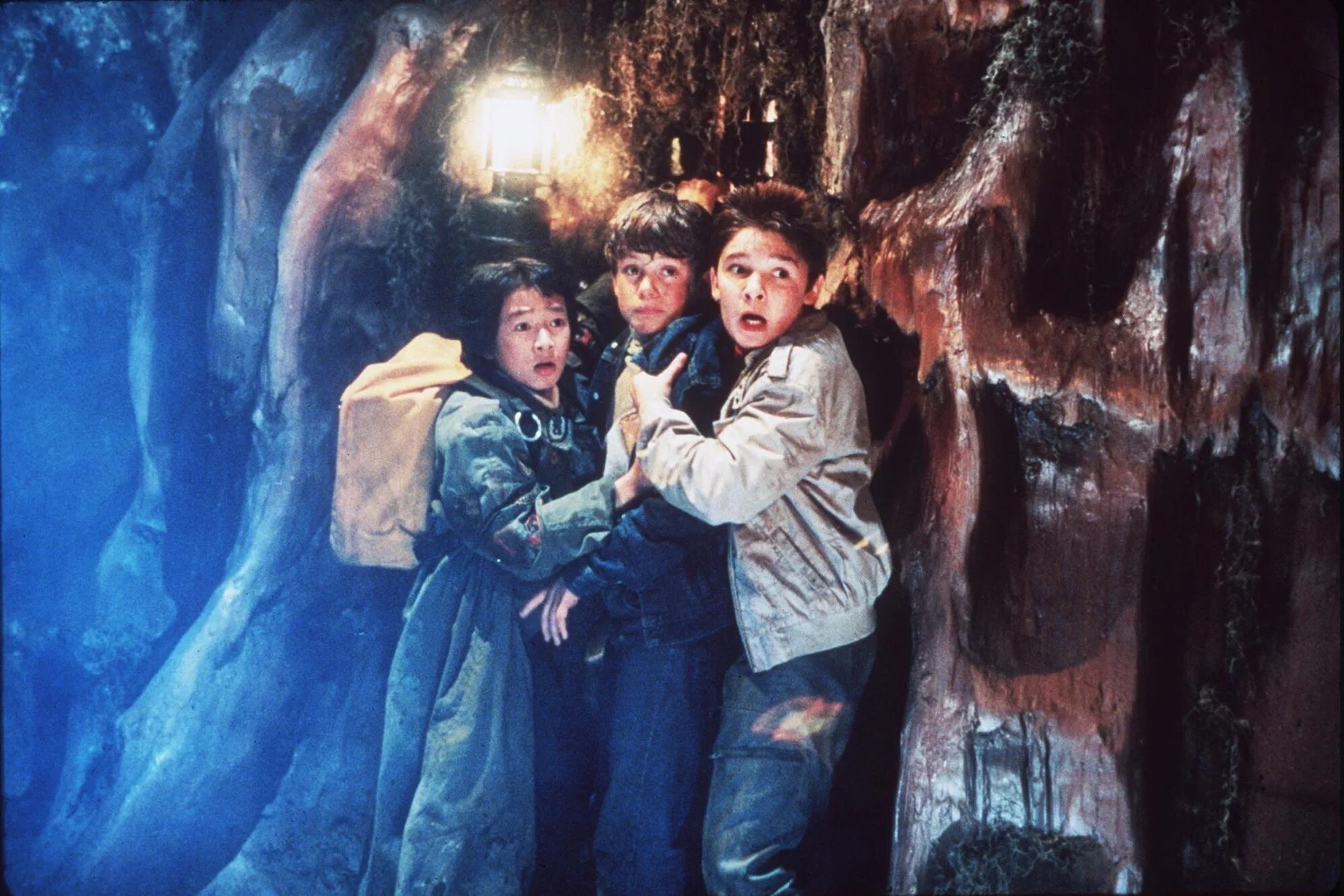 Приключение маленьких героев. Балбесы 1985. Балбесы (the Goonies). Шон Эстин балбесы.