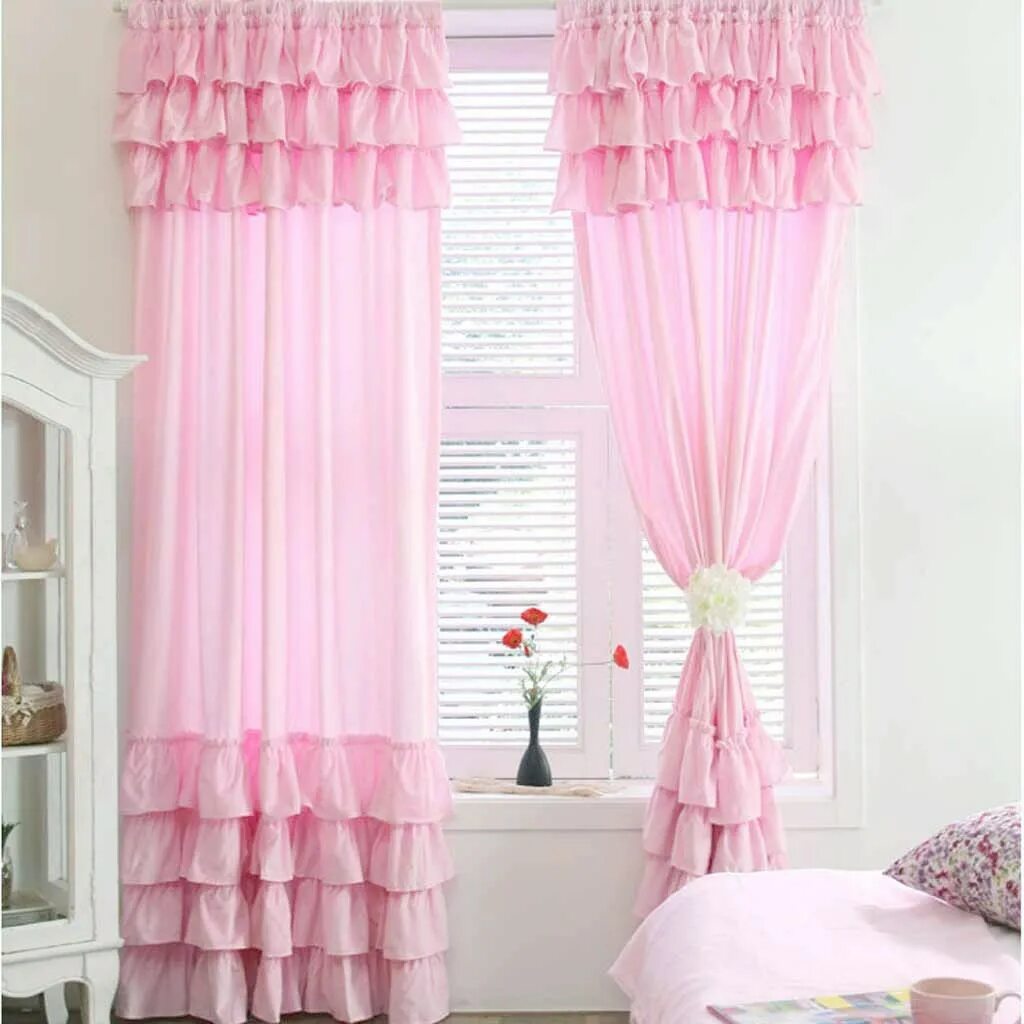 Розовые шторы. Шторы для детской комнаты. Занавески в комнату для девочки. Шторы розовые для девочки.