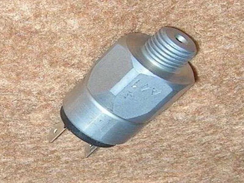 Реле давления TIM PS 02B, накидная гайка 1/4", для управления насосом для подачи