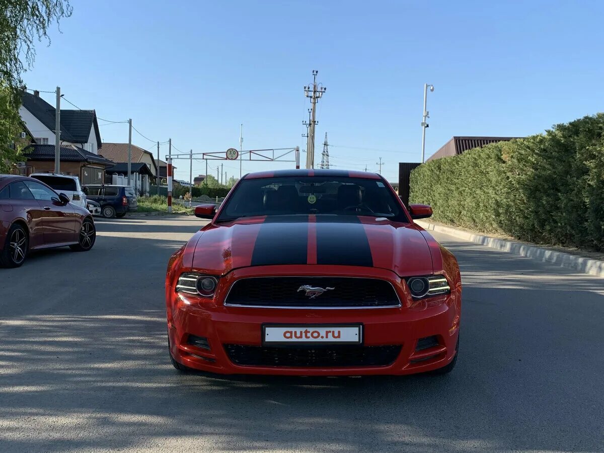 Мустанг воронеж. Мустанг Краснодар. Mustang 2011 3.7. Красный Мустанг в Краснодаре.