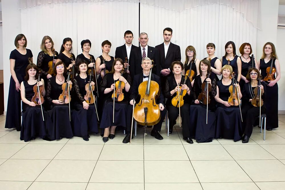 ансамбль скрипок. детский ансамбль скрипачей в туркменистане. еврейский ансамбль скрипачей живопись. мукам ансамбль скрипачей туркменистана. ансамбль скрипачей паа.
