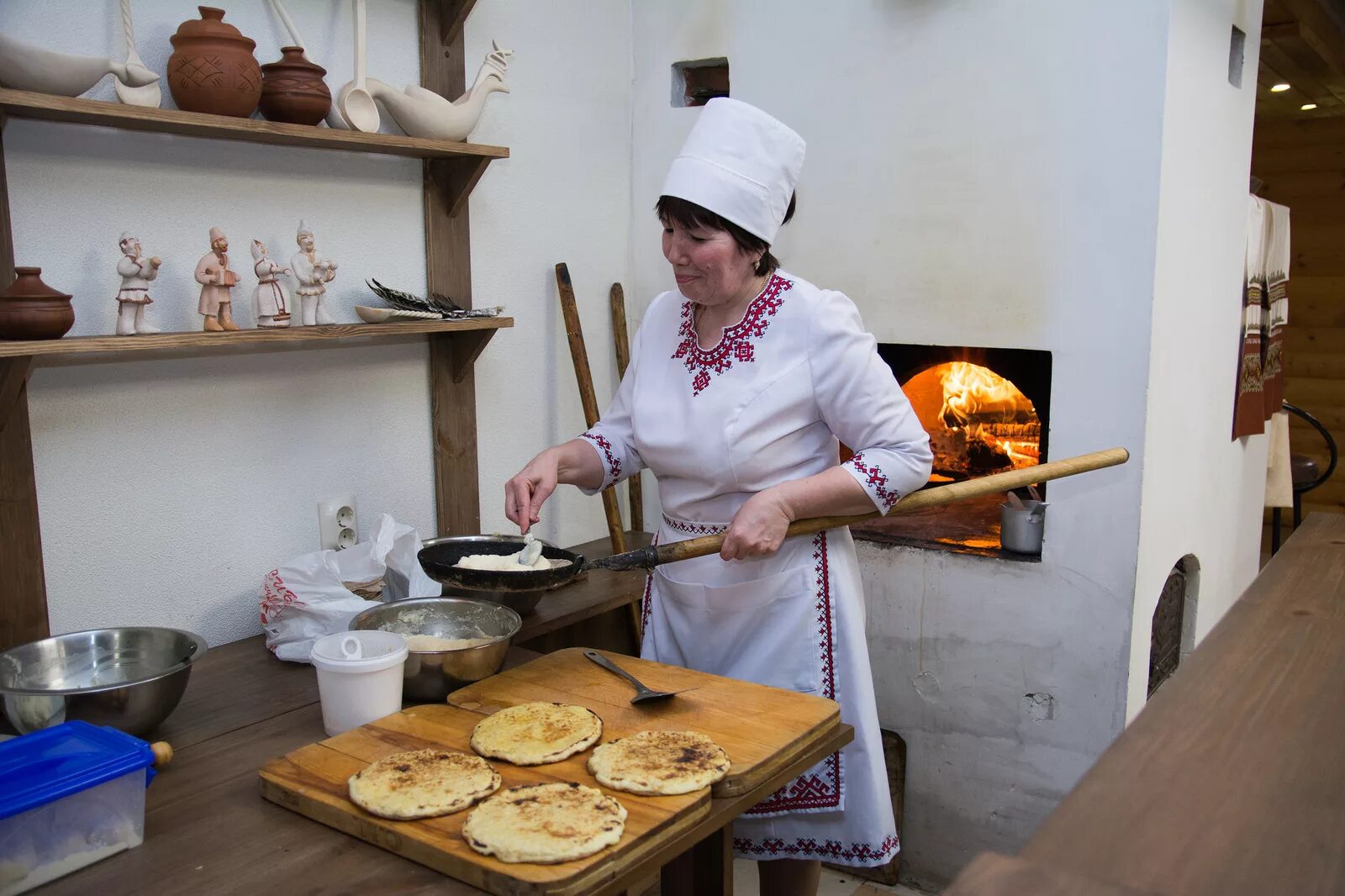 Национальная Марийская кухня в Марий Эл. Праздник печи Конга пайрем в Марий Эл. 12 Февраля Марийский праздник «Конга пайрем» («праздник печки»). Конга пайрем праздник печки.