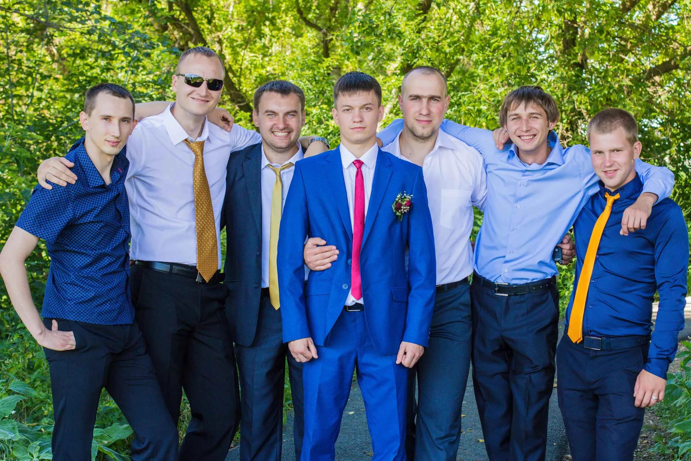 Группа парней. Сборная hugo boss. Групповая фотосессия. Группа парней моделей. Групповая фотосессия.