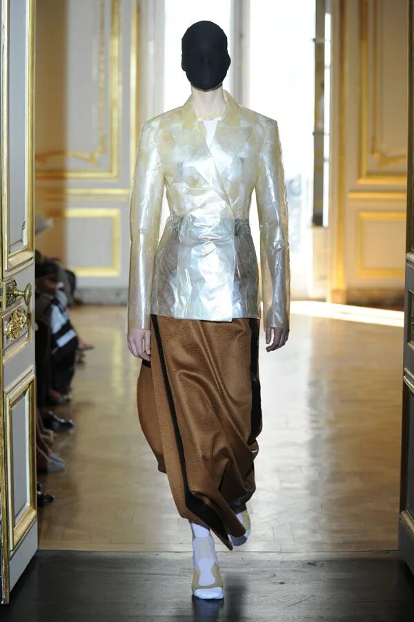 Autumn vibe margiela. Мейсон Марджела. Мейсон Марджела осень зима 2023-2024. Maison Martin Margiela.