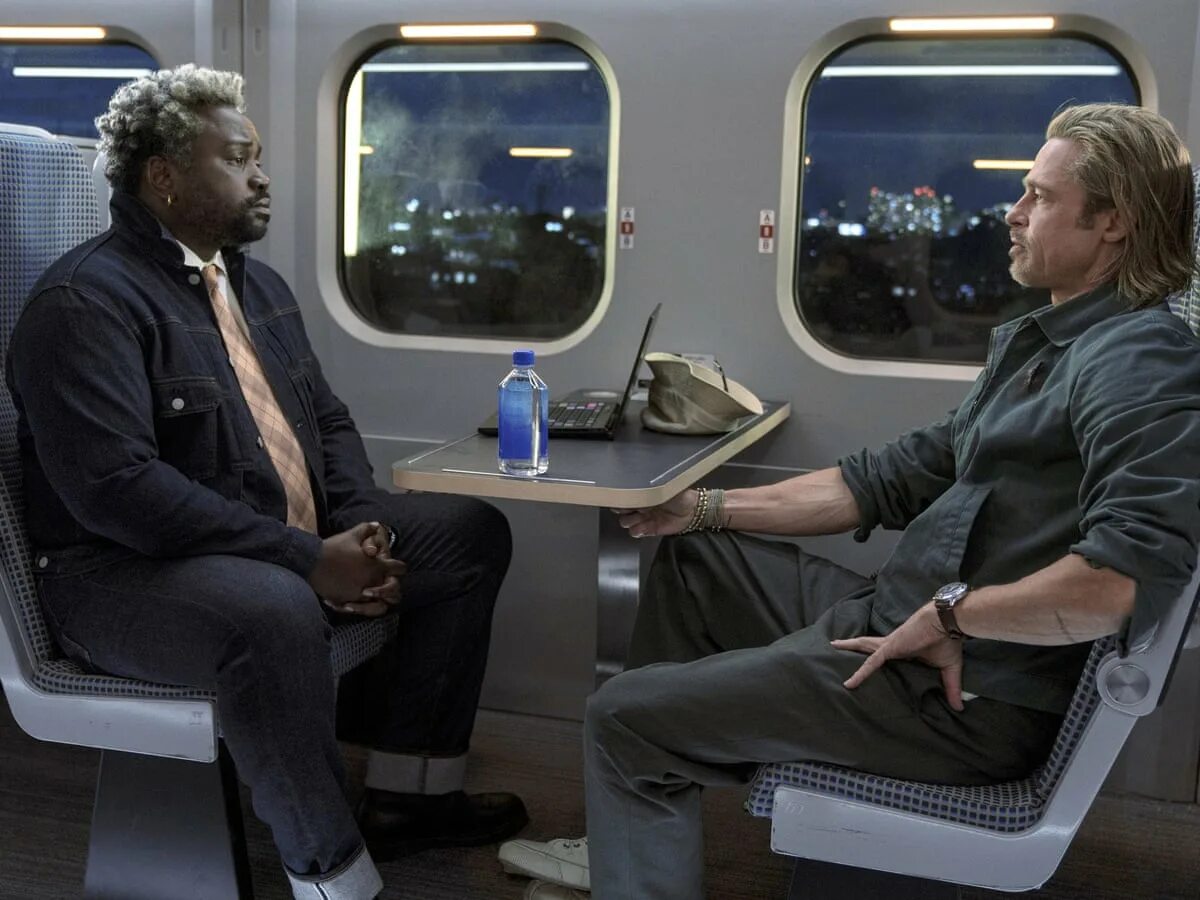 Лучший интернет в поезд. Быстрее пули / Bullet Train (2022). Брэд Питт Bullet Train. Brad Pitt 2022 Bullet Train.