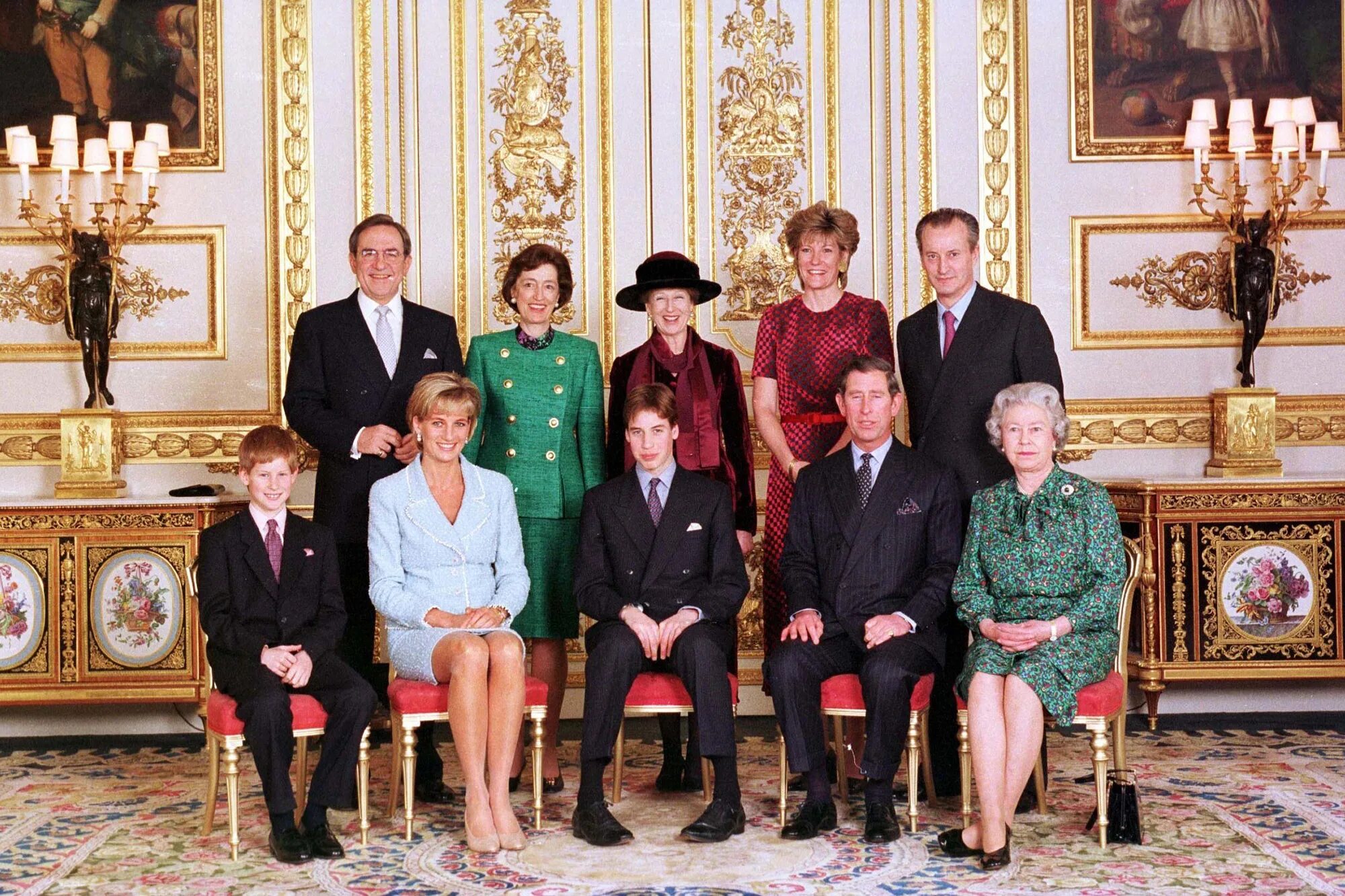 Королевская 1990. Королевская семья Англии с принцессой Дианой. Принц Уильям Виндзор семья.