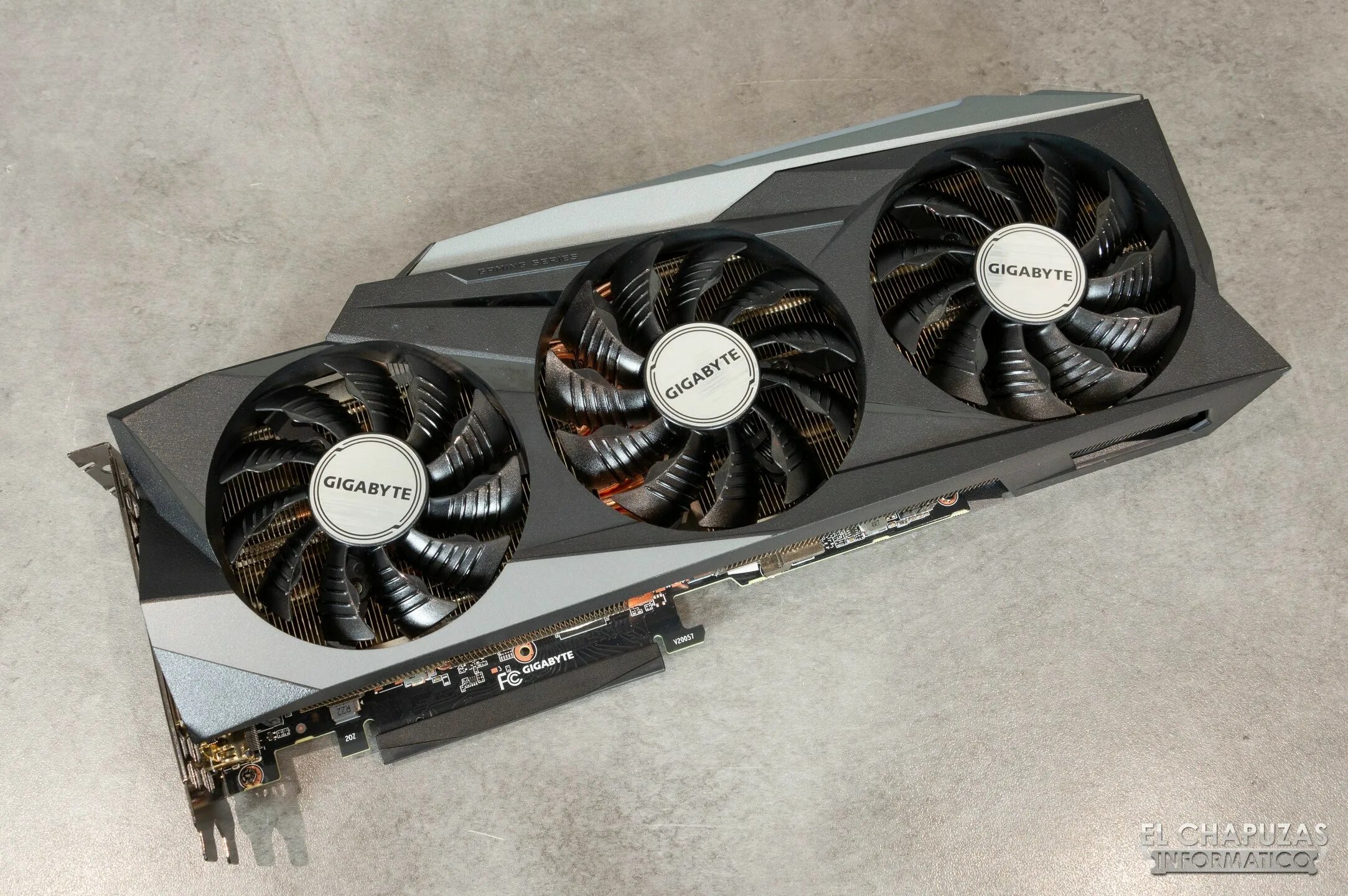 Gigabyte geforce rtx 3080 ti gaming. RTX 3080 Gigabyte. Видеокарта Gigabyte GEFORCE RTX 3080 10 ГБ. Gigabyte RTX 3080 ti. RTX 3090 ti Gigabyte.