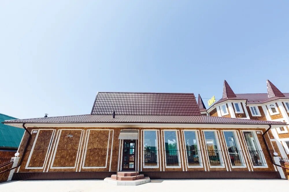 Гостиница белая карета горячинск. Отель горячий ключ в горячинске бурятия. Карета горячинск. Белая карета горячинск. Белая карета горячинск бассейн.