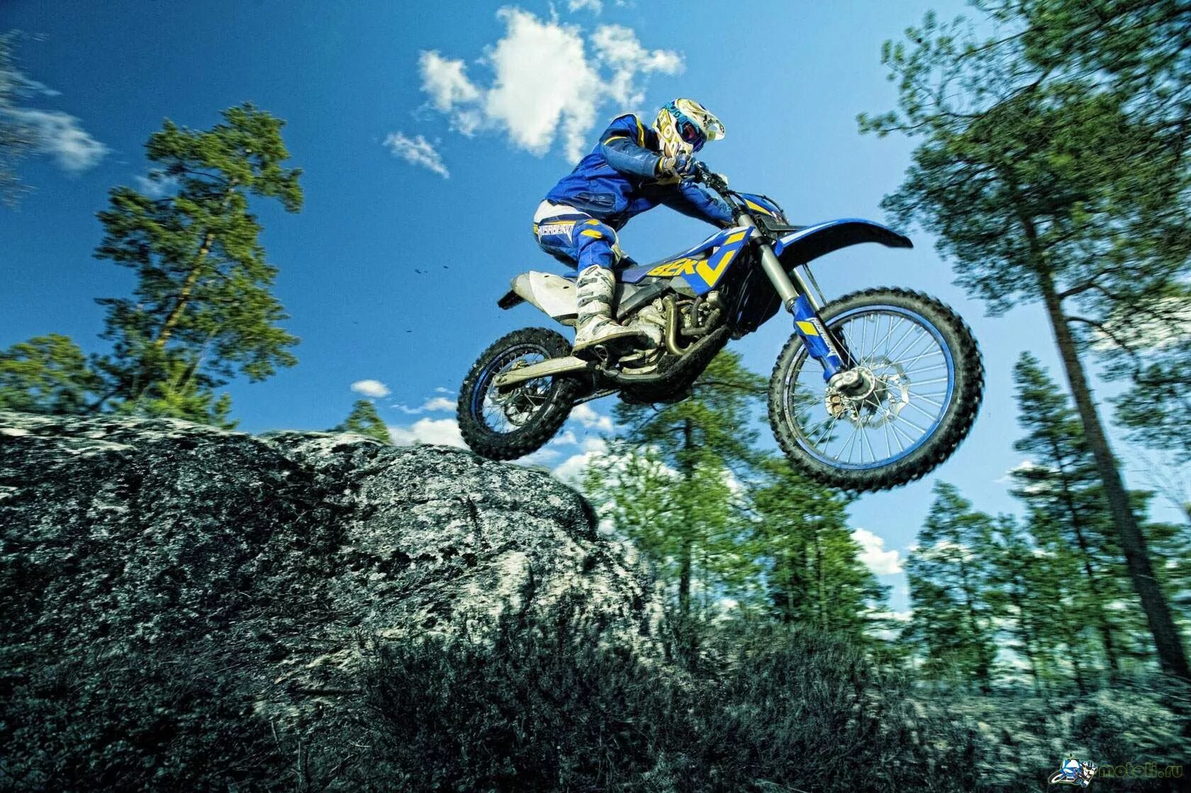 Эндуро а3. Husaberg fe570. эндуро. мотоциклы. эндуро мотоциклы в движении.
