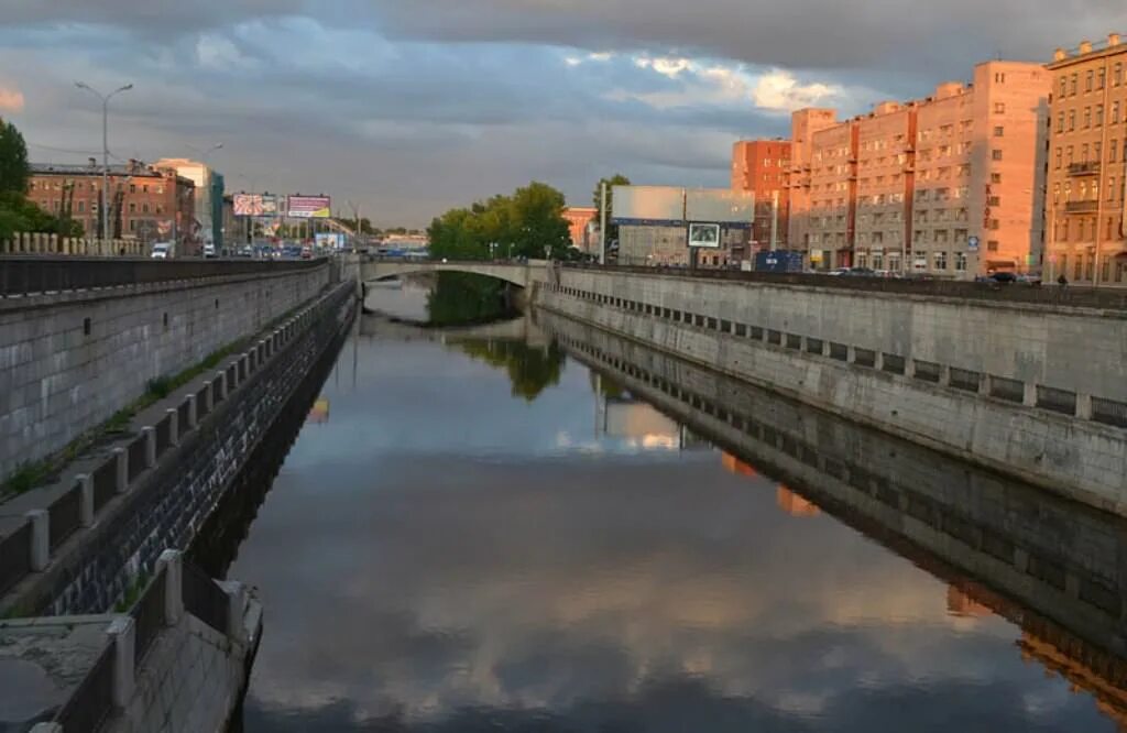 Обводной канал Санкт-Петербург. Набережная Обводного канала Санкт-Петербург. Обводный канал СПБ. Обводный канал достопримечательности. Где обводный канал