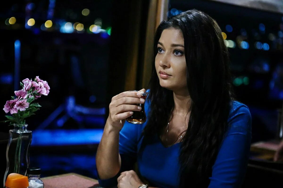 вздреблен турецкий сериал. гюльсерен и джихан. вдребезги 37. вдребезги 37. гульсерен вдребезги.