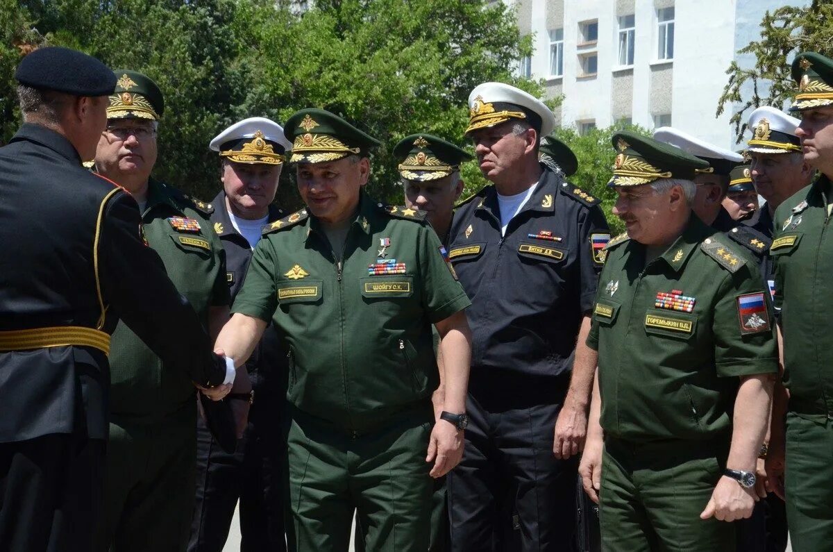 шаров алексей николаевич морская пехота. федянин валерий владимирович командир 61. командиры бригады морской пехоты. кривопалов владимир николаевич севастополь 810. командиры бригады морской пехоты.