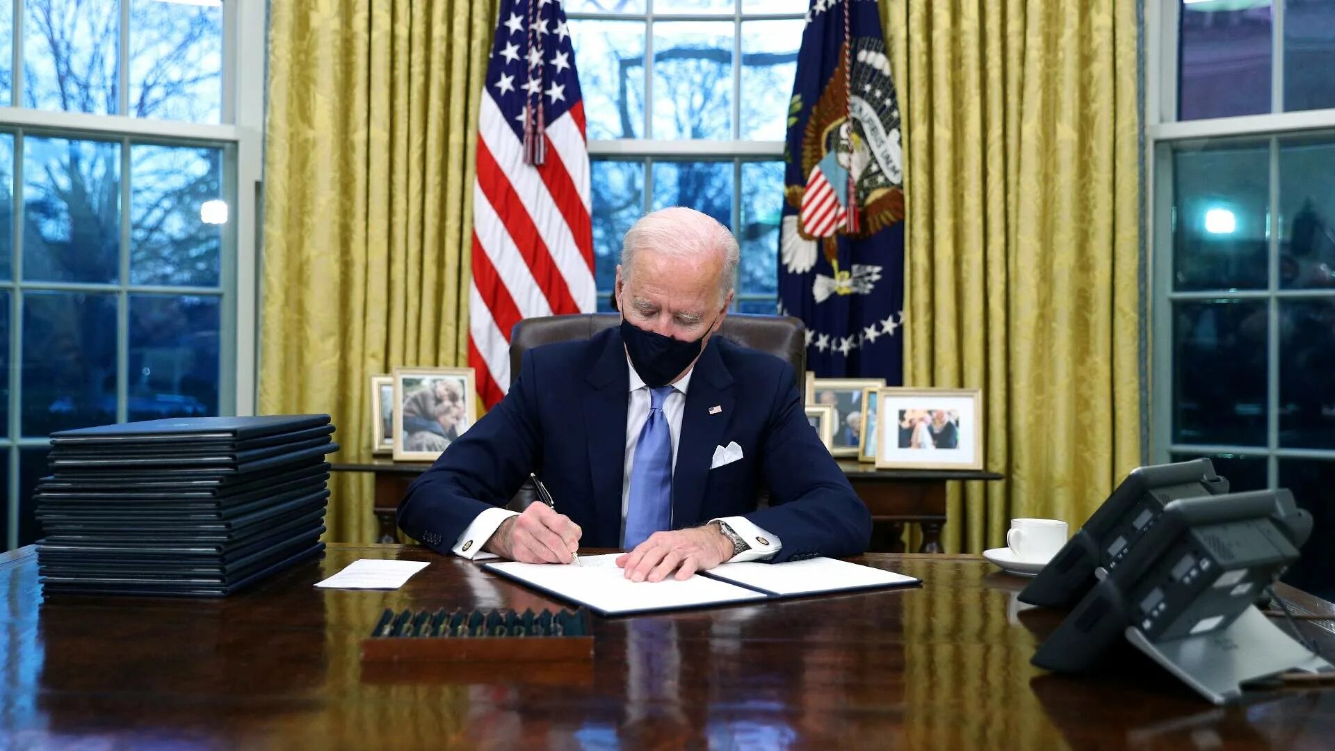 Отменит ли трамп санкции