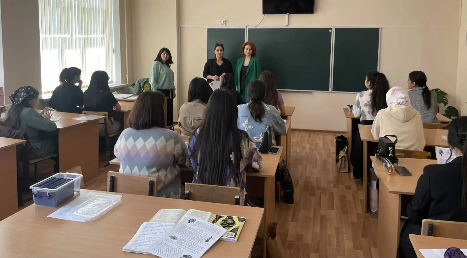 Гуманитарный колледж в махачкале. Гуманитарно-педагогический колледж махачкала. Гпк колледж махачкала. Педагогический колледж махачкала. Гуманитарный колледж в махачкале.