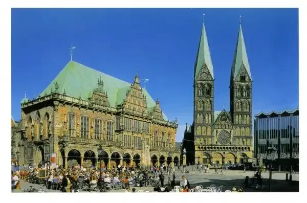 Бремен гамбург берлин. Рыночная площадь bremen. Вольный ганзейский город бремен. Ратуша гамбурга. Бремен гамбург берлин.